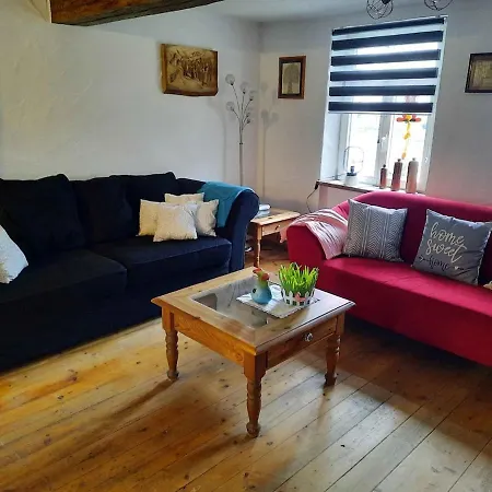 Gemuetliches Anno 1800 펜션